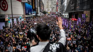 Hong Kong protester challenges Chinese authorities with an incredible speech!