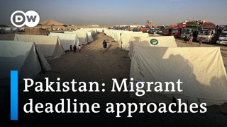 Pakistan expels huge numbers of illegal migrants | DW News