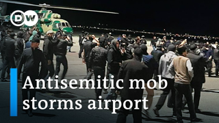 Russia blames West after antisemitic mob storms Dagestan airport | DW News