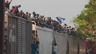 Migrants head for US border by foot and train | NewsNation Prime