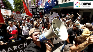 Thousands of protesters hit Melbourne streets over vaccine mandates