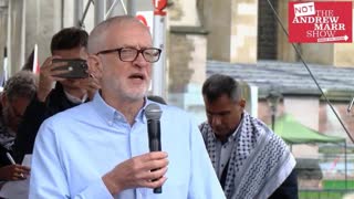 Jeremy Corbyn questions internet as communication at Half a million London protest for Gaza