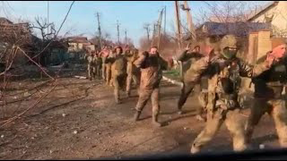 Hundreds of Ukrainian soldiers surrendered in the Mariupol area | April 4th 2022 | Donbass