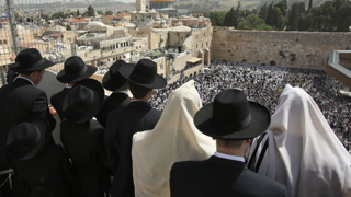 Israel: Liberals clash with ultra-Orthodox Jews over Jerusalem's Western Wall