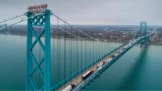 Protesters on Ambassador Bridge - Detroit Michigan (USA) - Windsor (Ontario - CANADA)