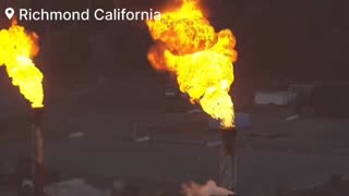 USA, Richmond. Intense flaring Erupted at Chevron Richmond Refinery as Power Failure Hits Facility.