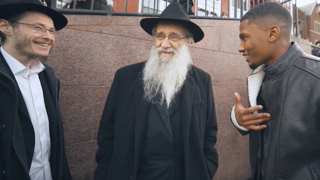 Black Man SHOCKS Orthodox Jews by speaking Yiddish