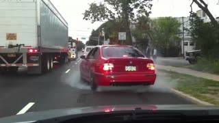 BMW e39 m5 burnout scares jews