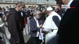 Pope Francis Kisses Tattoo of an Auschwitz Survivor