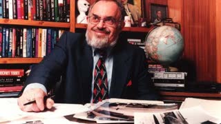 UFO researcher Stanton Friedman Gives Real Evidence