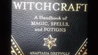 The hexagram on a witchcraft book