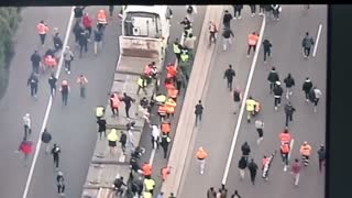 Construction Workers protest moves to Westgate Bridge in Melbourne #CMFEU #Melbourne 21/09/21