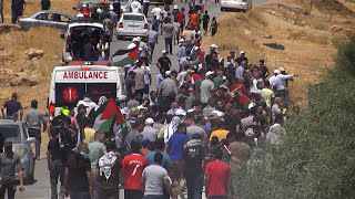 Clashes between Jewish settlers and Palestinians near Ramallah