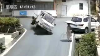 CAR DRIVER LOOSES CONTROL AND SMASHES INTO WOMAN ðŸ’‰