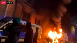 Bristol UK: Anarchists & Antifa Riot In Supposed Opposition To 'The Bill' Restricting Demonstrations. Masks, COVID and hate speech laws, yes. Antifa, no.