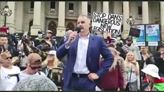 Melbourne, Australia: Police Defector Leads a Large Protest Against the Tyrant Premier Dan Andrews